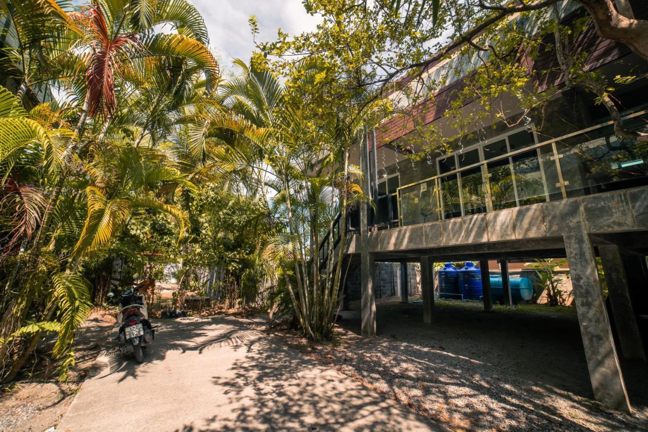 Green Mango Thongsala Exterior foto